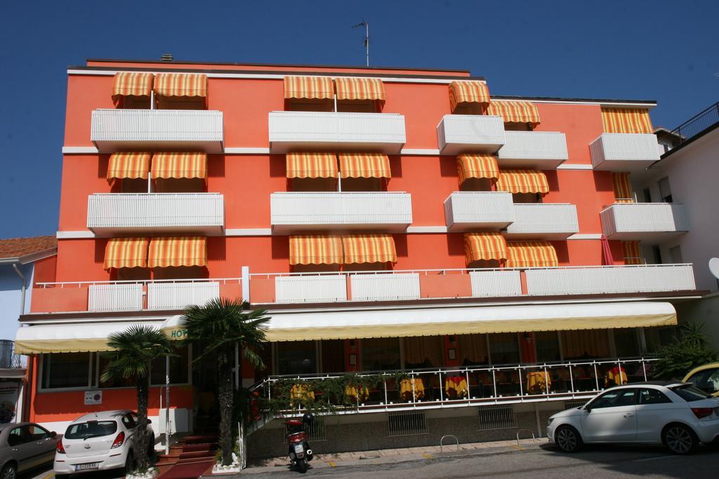 Hotel Paron Bibione Luaran gambar